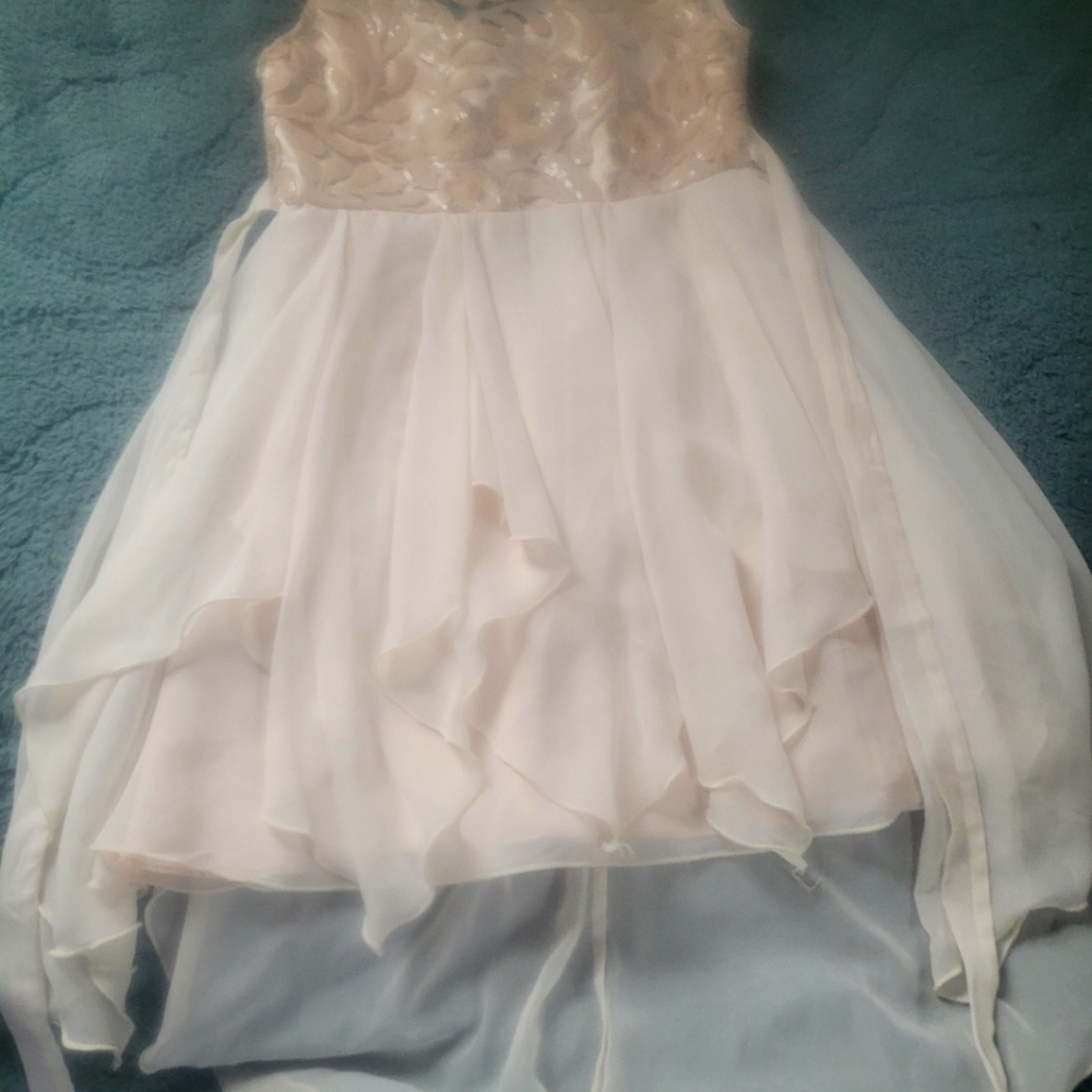 Girls dress